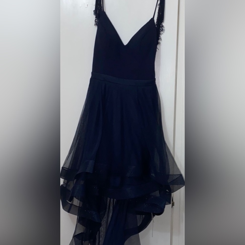 City triangles prom dress .. Navy color Size 5